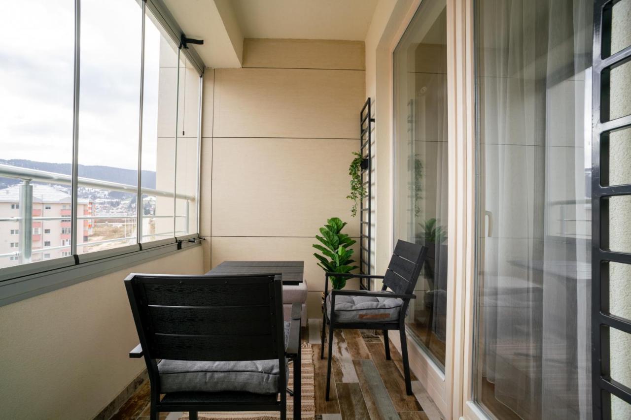 Apartman G8 Deluxe 帕莱 外观 照片
